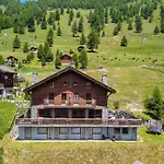 On Slopes Of Prarion Διαμέρισμα