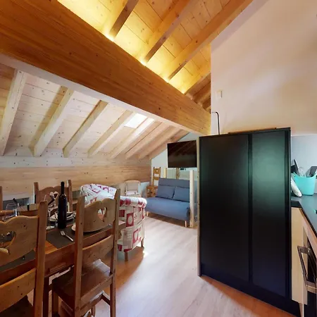 דירה On Slopes Of Prarion ננדה