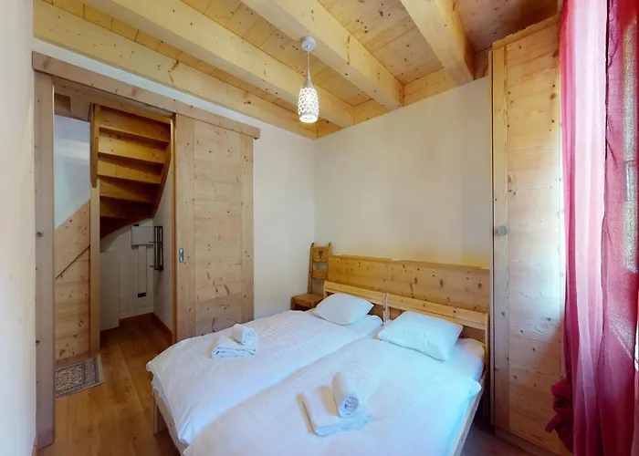 On Slopes Of Prarion *